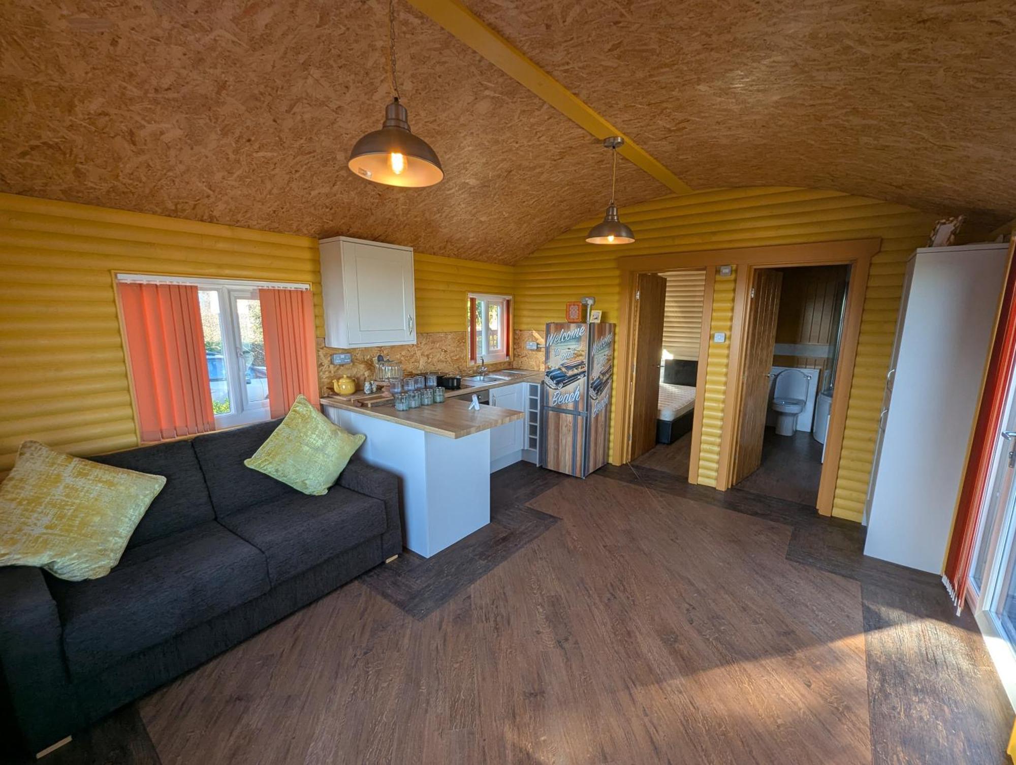 Hostel Eat And Sleep Lindisfarne Beal Exterior foto